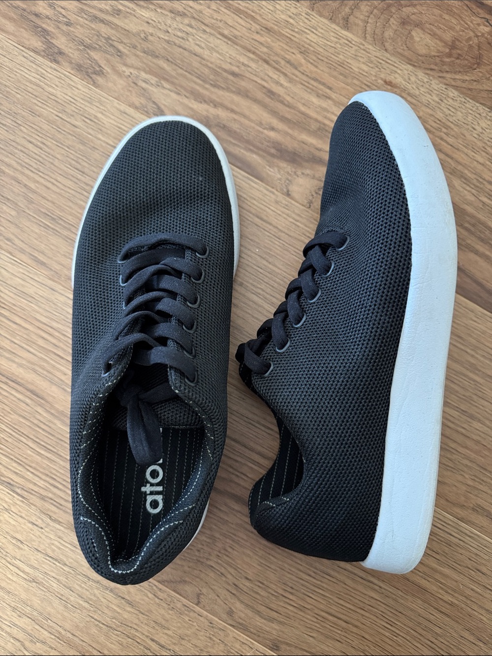 Atoms Model 000 in black/white, size 7.5W